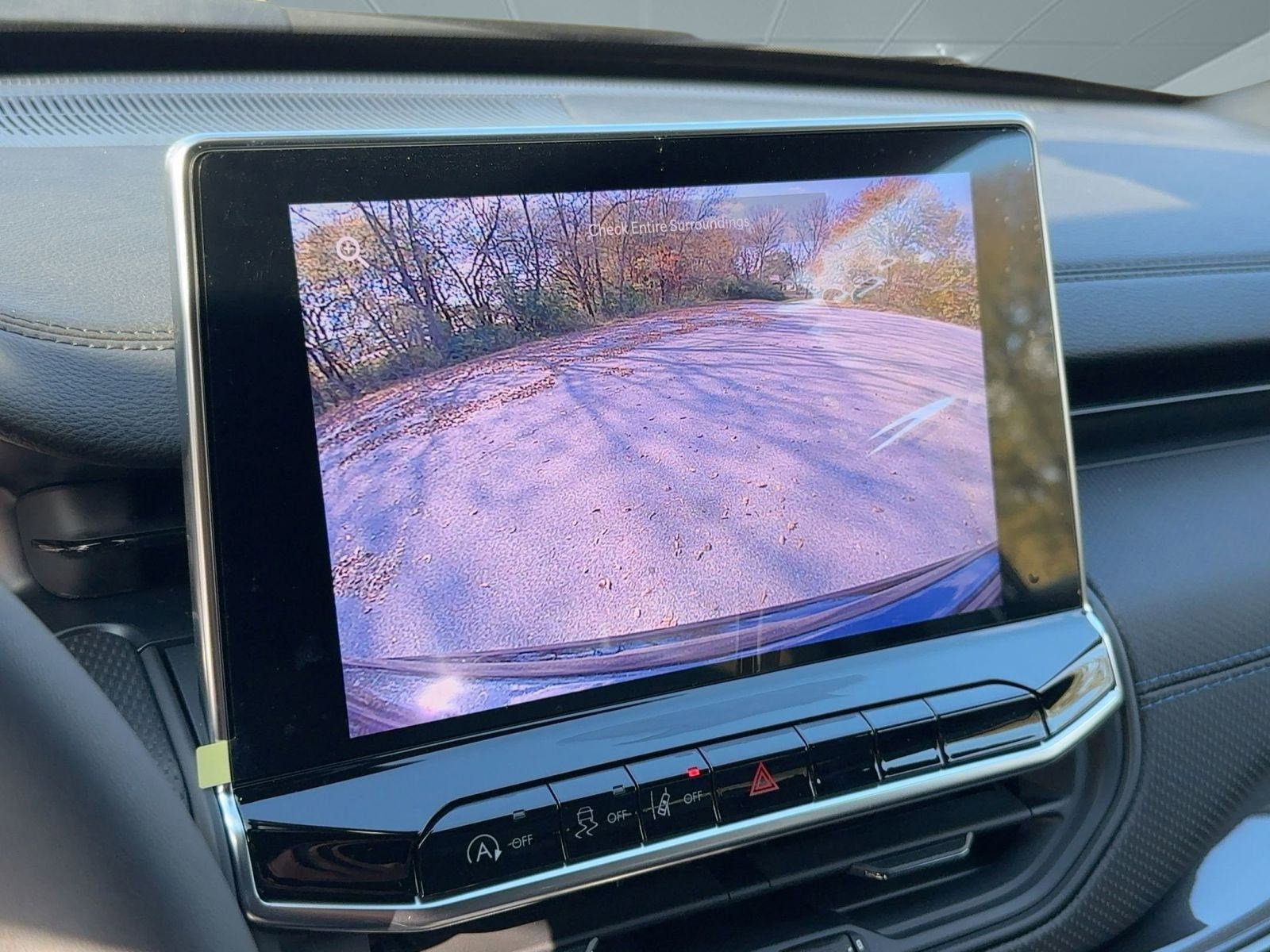 New 2026 Jeep Compass Latitude image 22