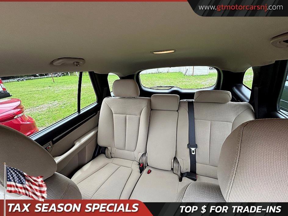 Used 2010 Hyundai Santa Fe GLS w/ Summer Event Pkg 21 image 7