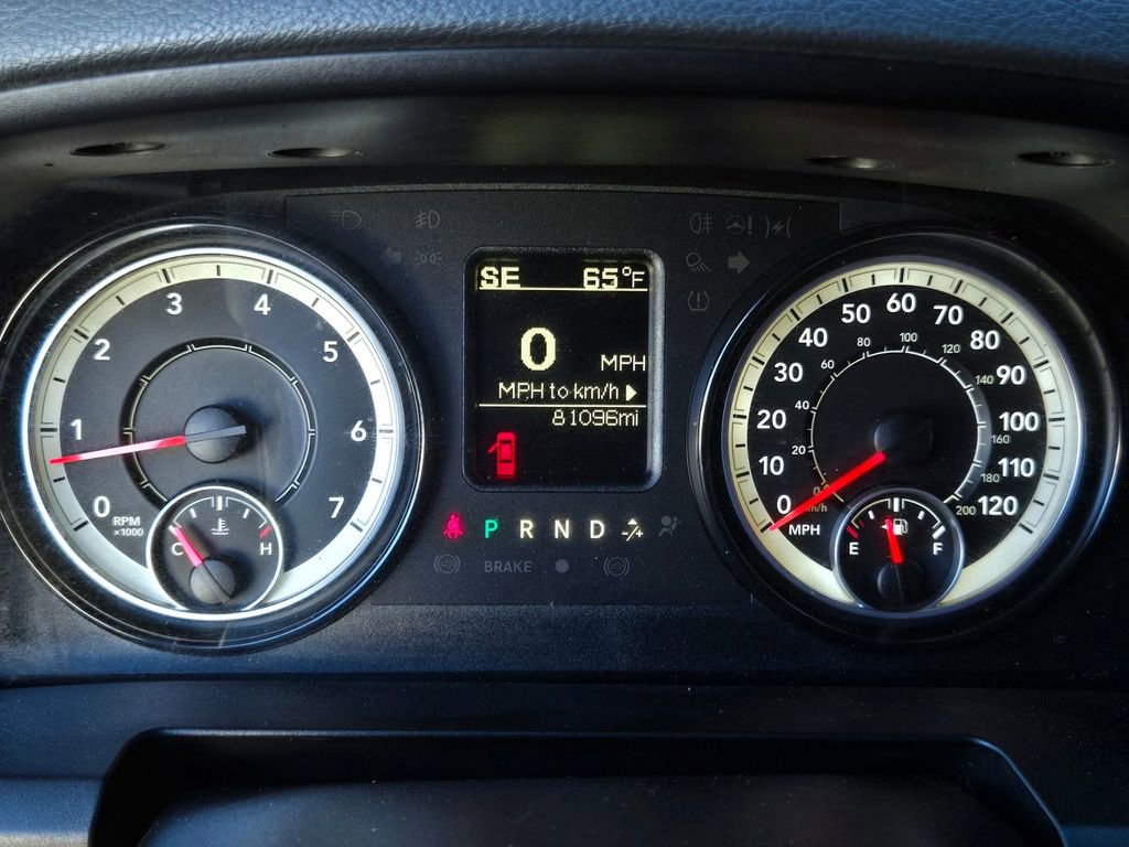 Used 2018 RAM 1500 Express image 25