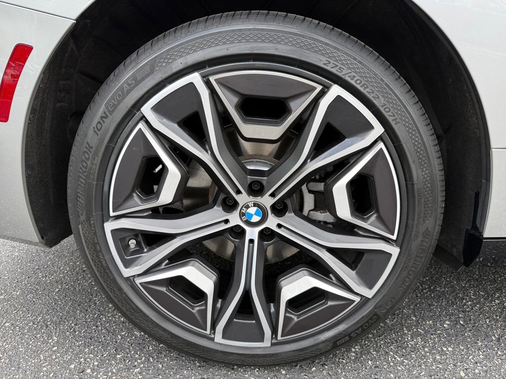 Certified 2026 BMW iX xDrive60 AWD/4WD image 17