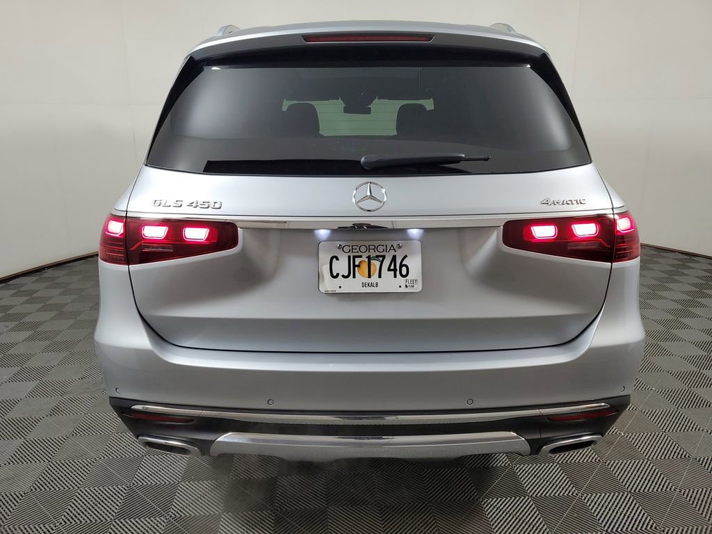 Used 2025 Mercedes-Benz GLS 450 4MATIC image 5