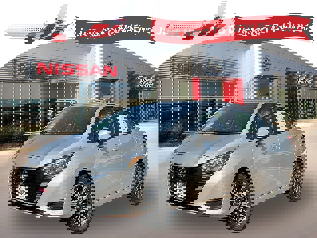 New 2025 Nissan Versa SV w/ Trunk Package