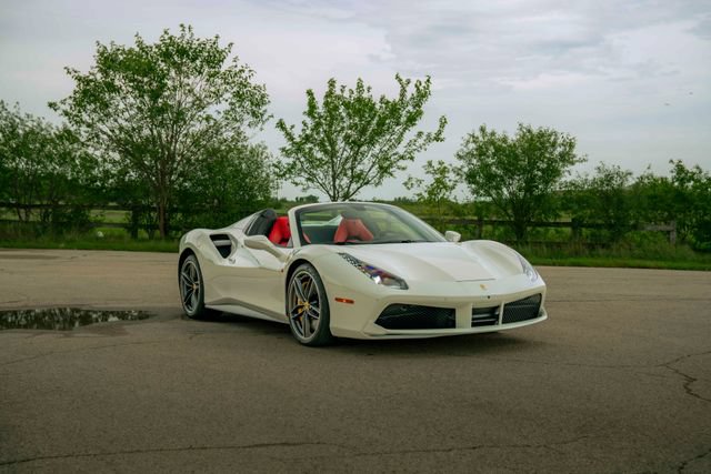 Used 2017 Ferrari 488 Spider RWD image 31