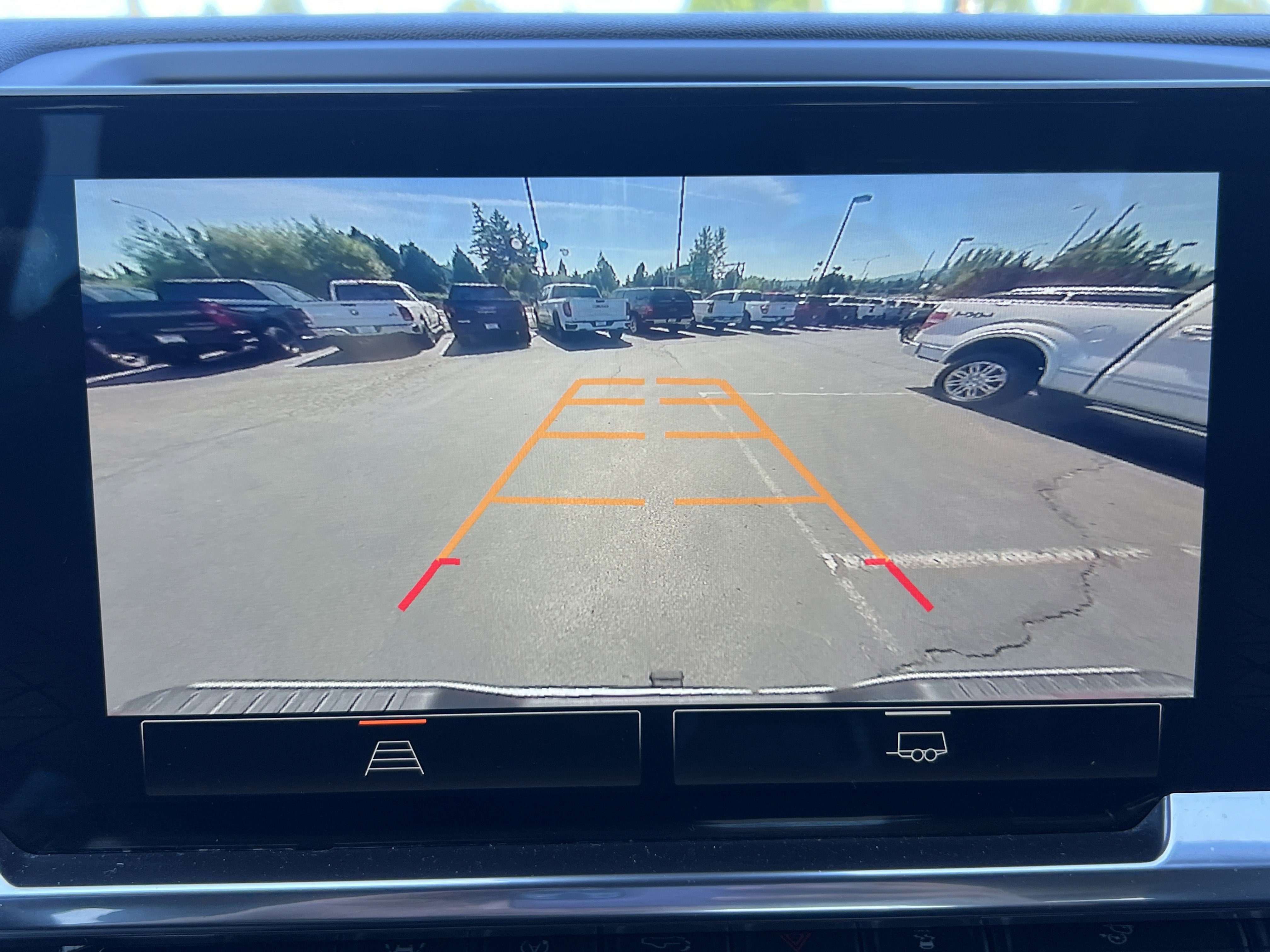 Used 2023 GMC Sierra 1500 Elevation image 13