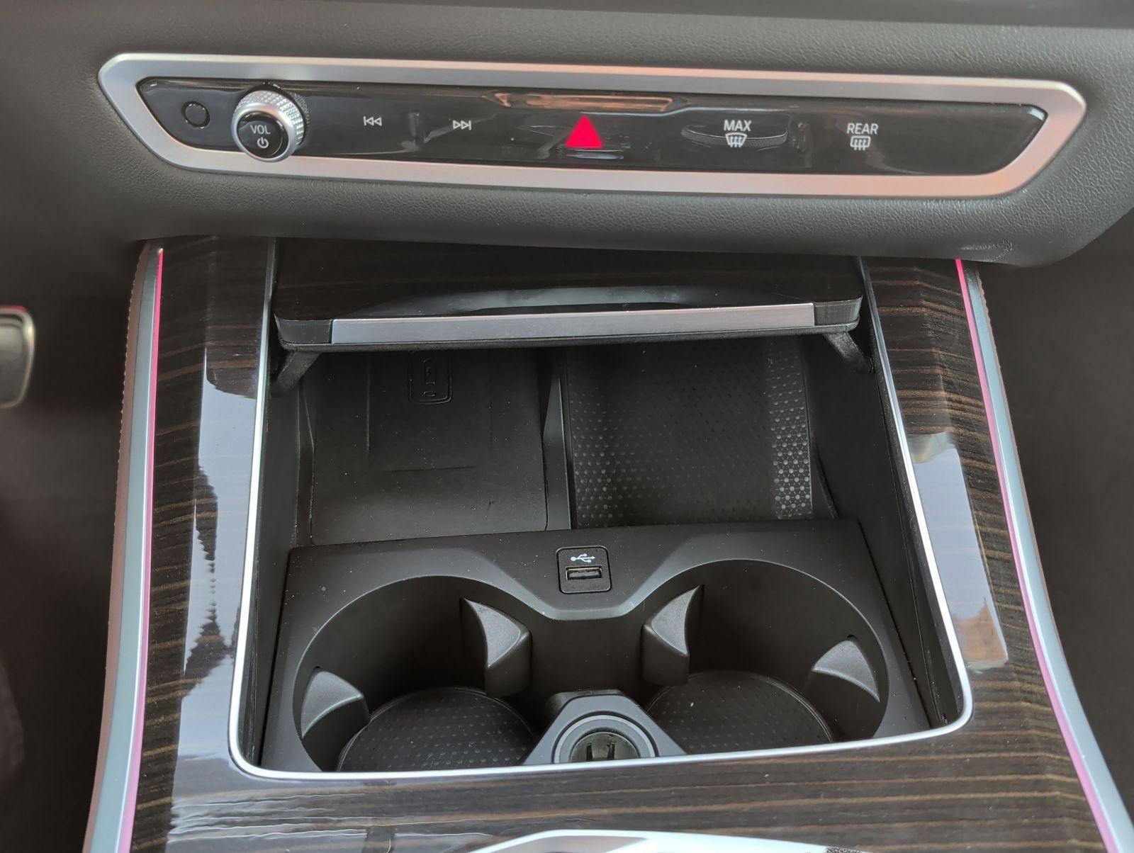 Used 2025 BMW X5 xDrive40i w/ Executive Package image 19