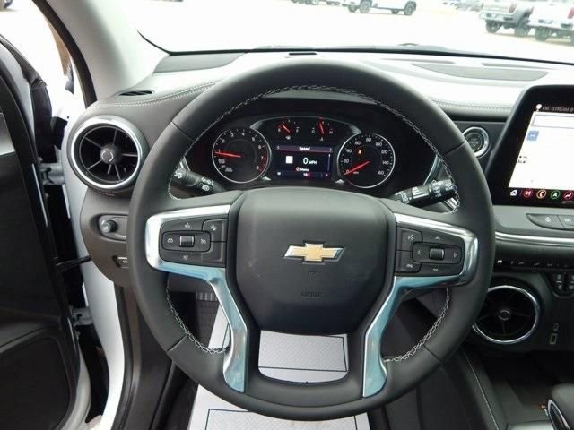 New 2026 Chevrolet Blazer LT w/ LPO, Black Sport Package image 19