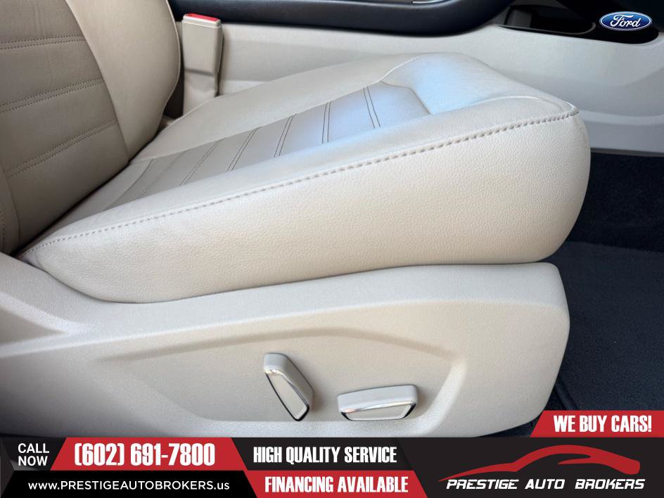 Used 2018 Ford Fusion Energi SE FWD image 40
