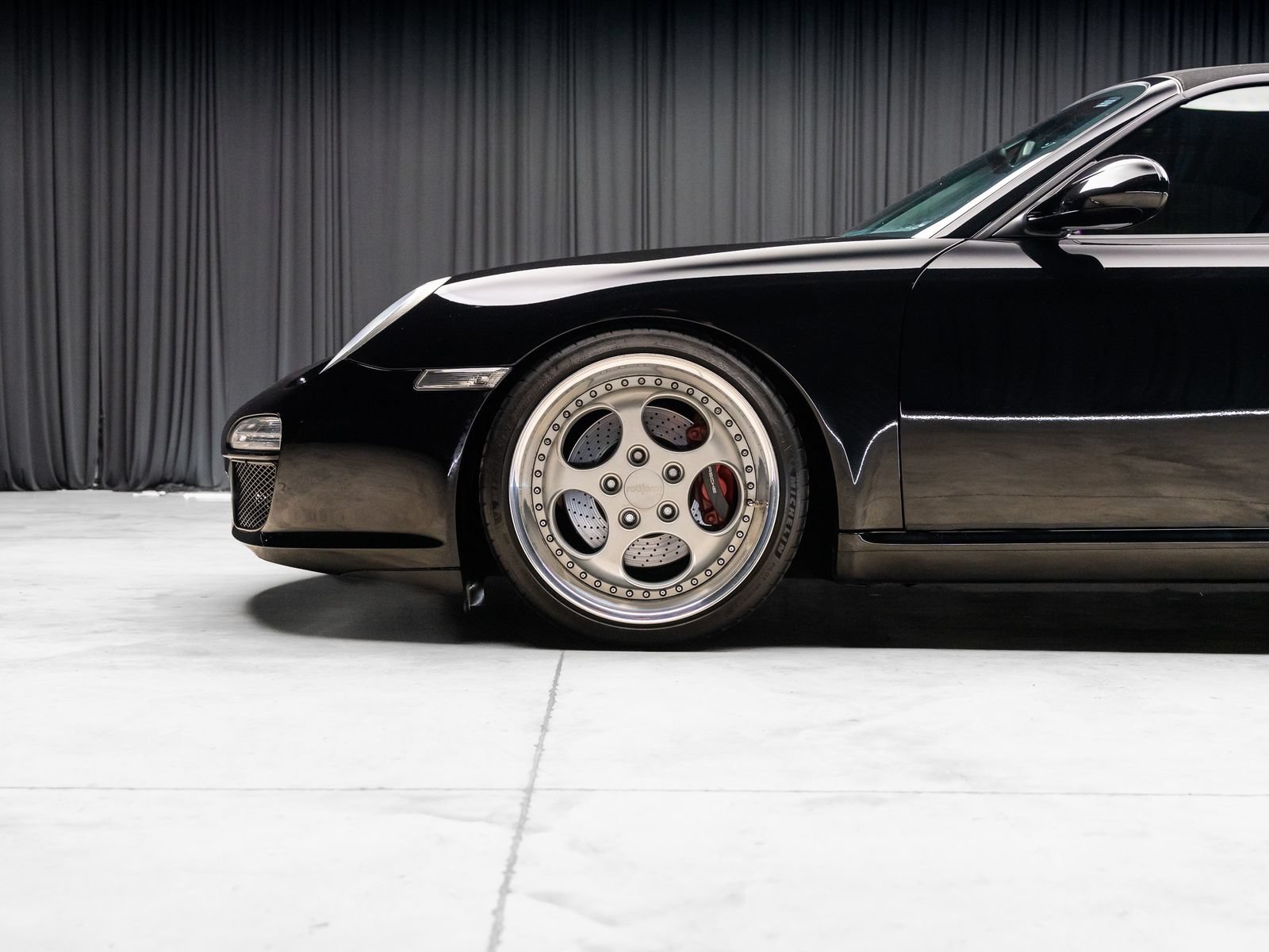 Used 2009 Porsche 911 Cabriolet image 3