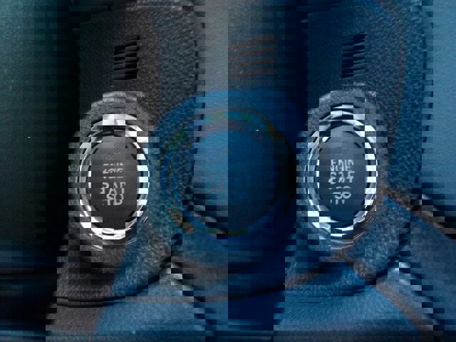 Certified 2025 Subaru Outback Onyx Edition XT w/ Popular Package #2 image 19