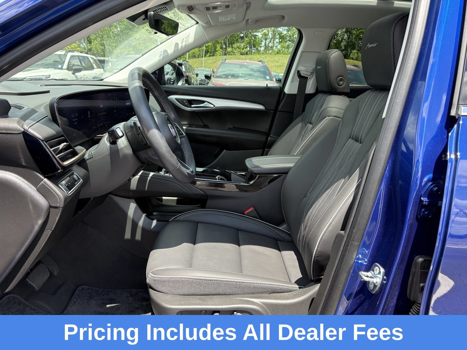 Used 2025 Buick Envision Avenir AWD/4WD image 28
