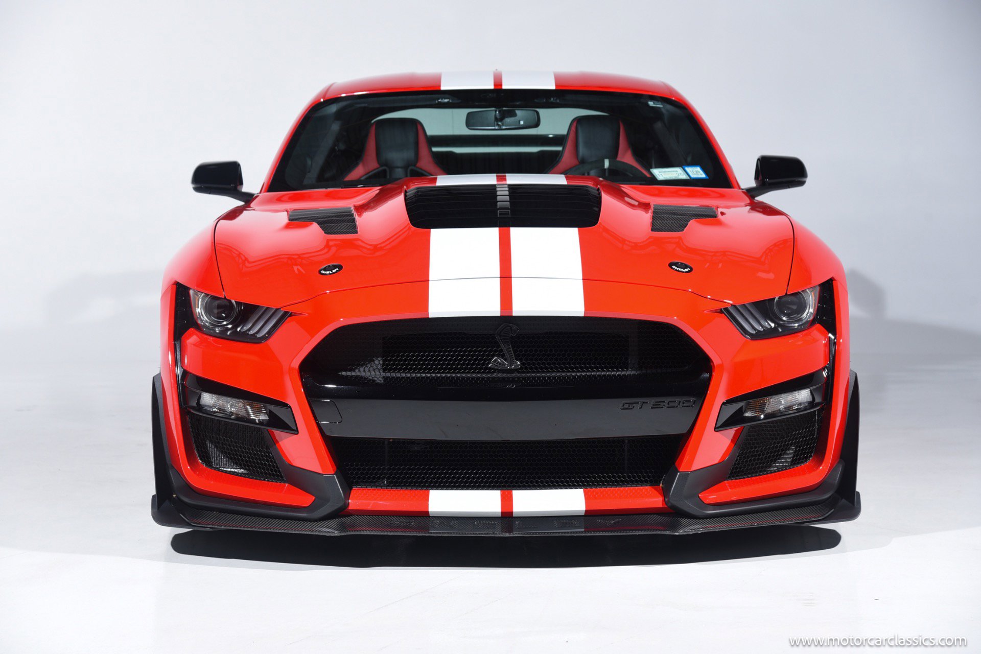 Used 2021 Ford Mustang Shelby GT500 w/ Carbon Fiber Track Pack image 2