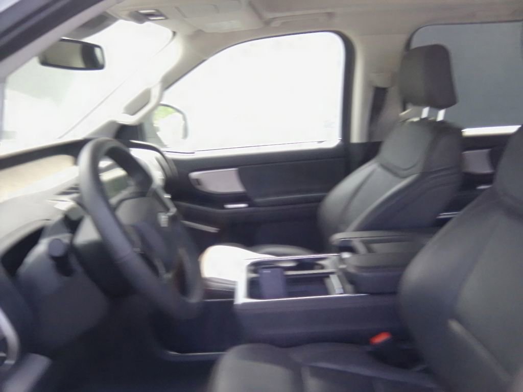 Used 2025 Ford Expedition Max Active image 13