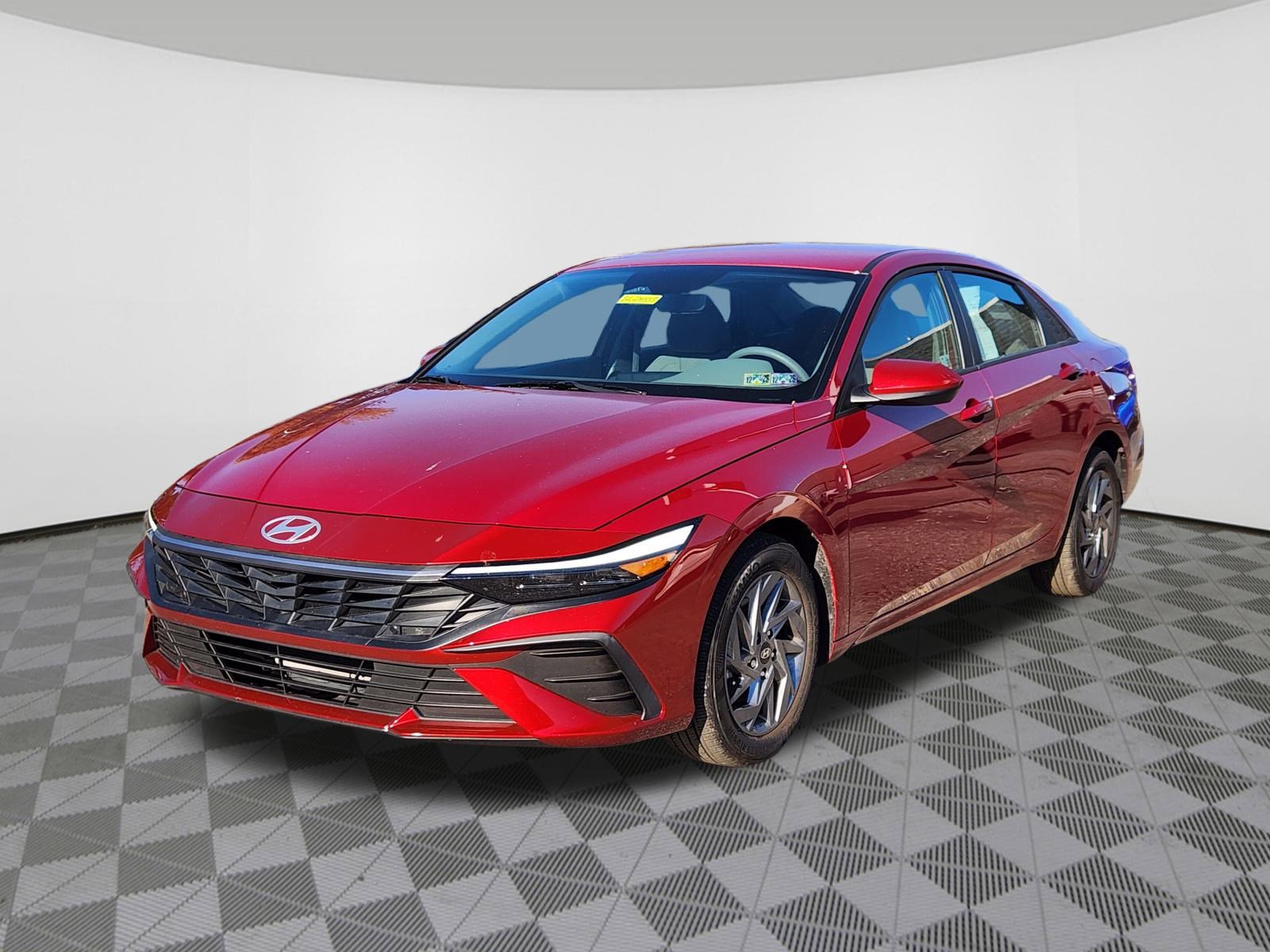 Certified 2024 Hyundai Elantra SEL image 2