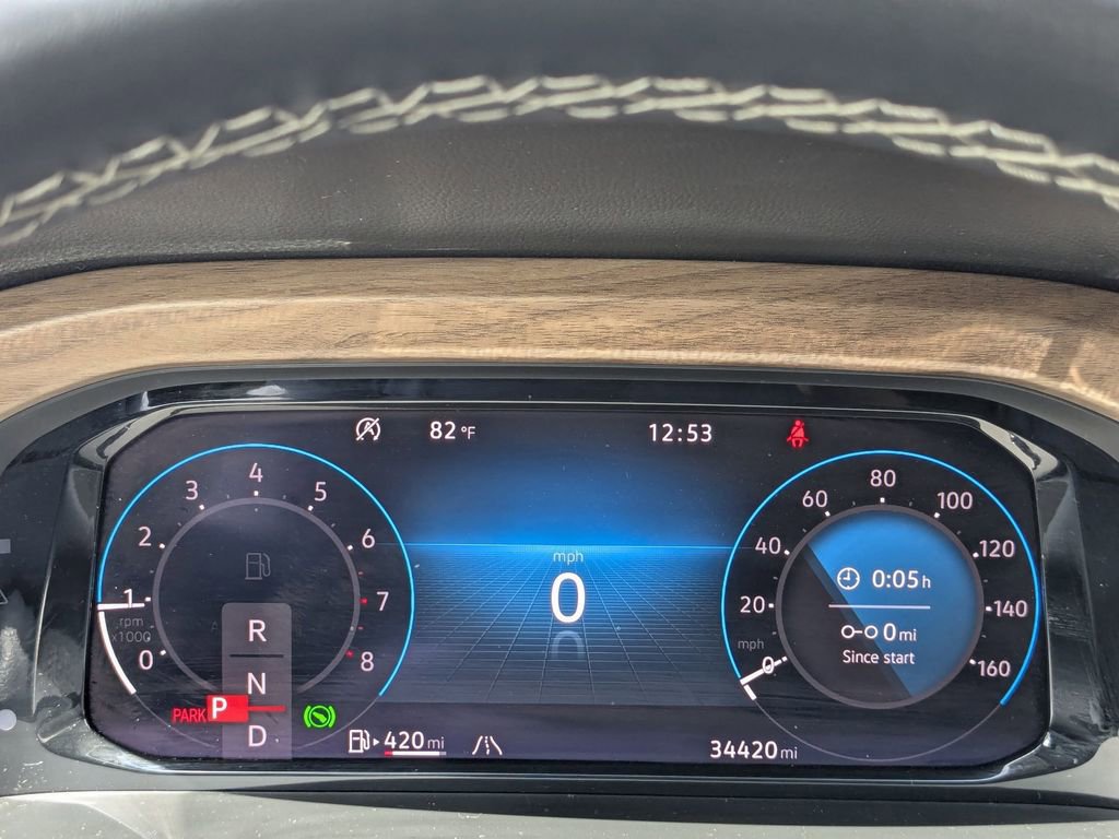 Used 2025 Volkswagen Atlas SE FWD image 18