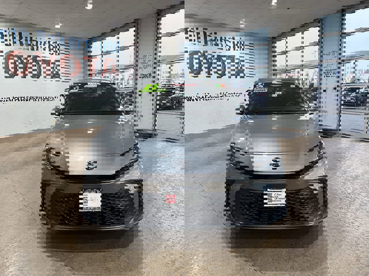 Certified 2025 Toyota Camry SE image 5