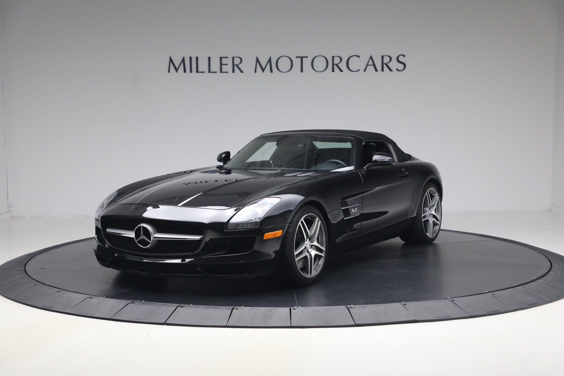 Used 2012 Mercedes-Benz SLS AMG Roadster image 21
