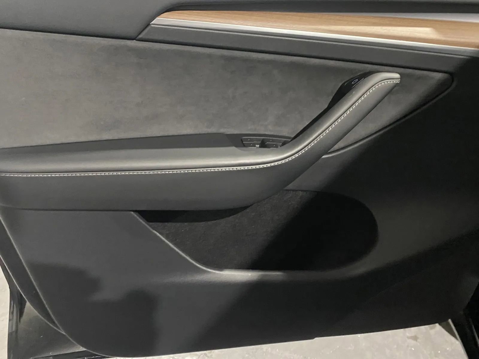 Used 2023 Tesla Model Y Performance image 12