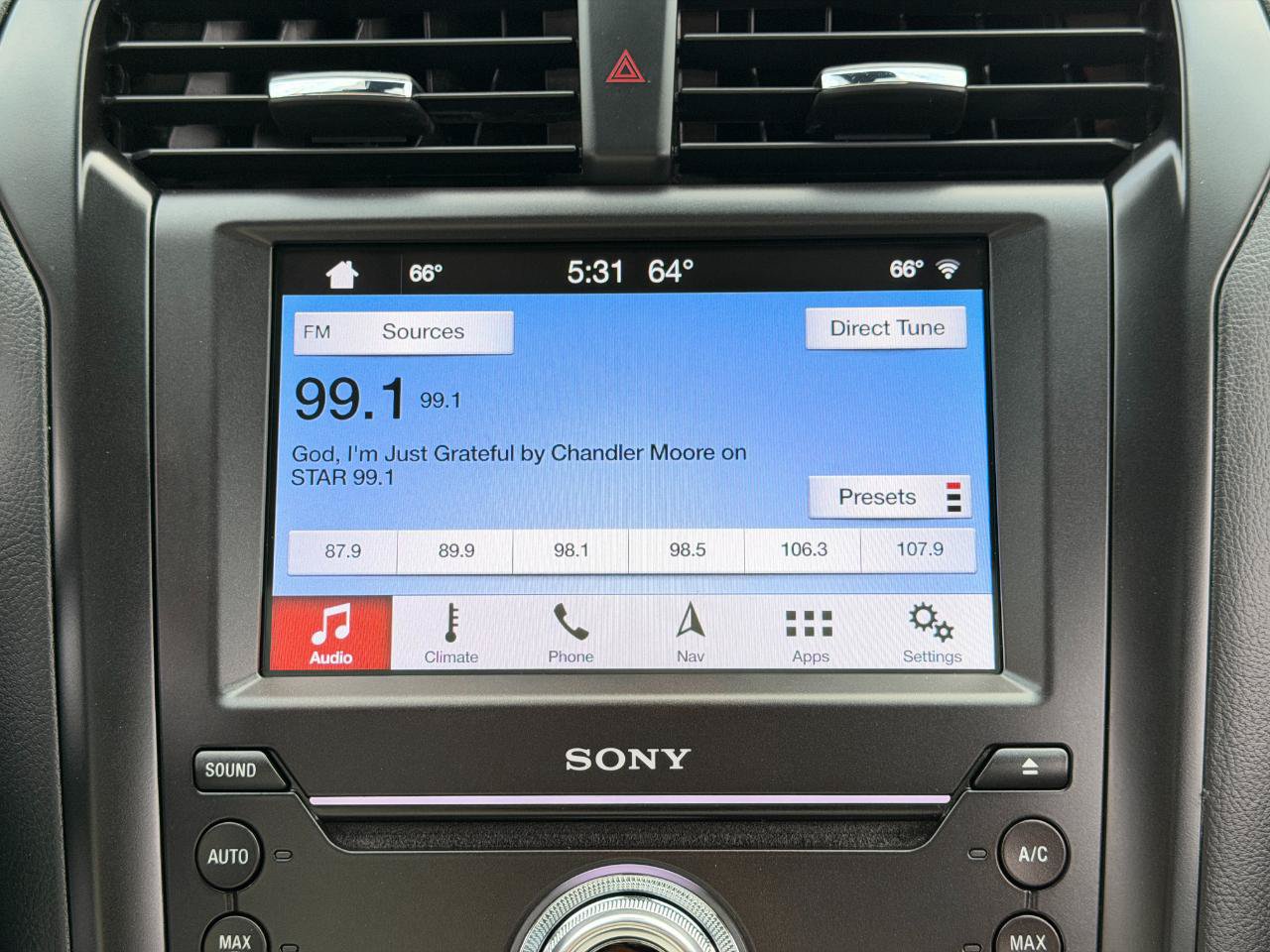 Used 2019 Ford Fusion Energi Titanium FWD image 58
