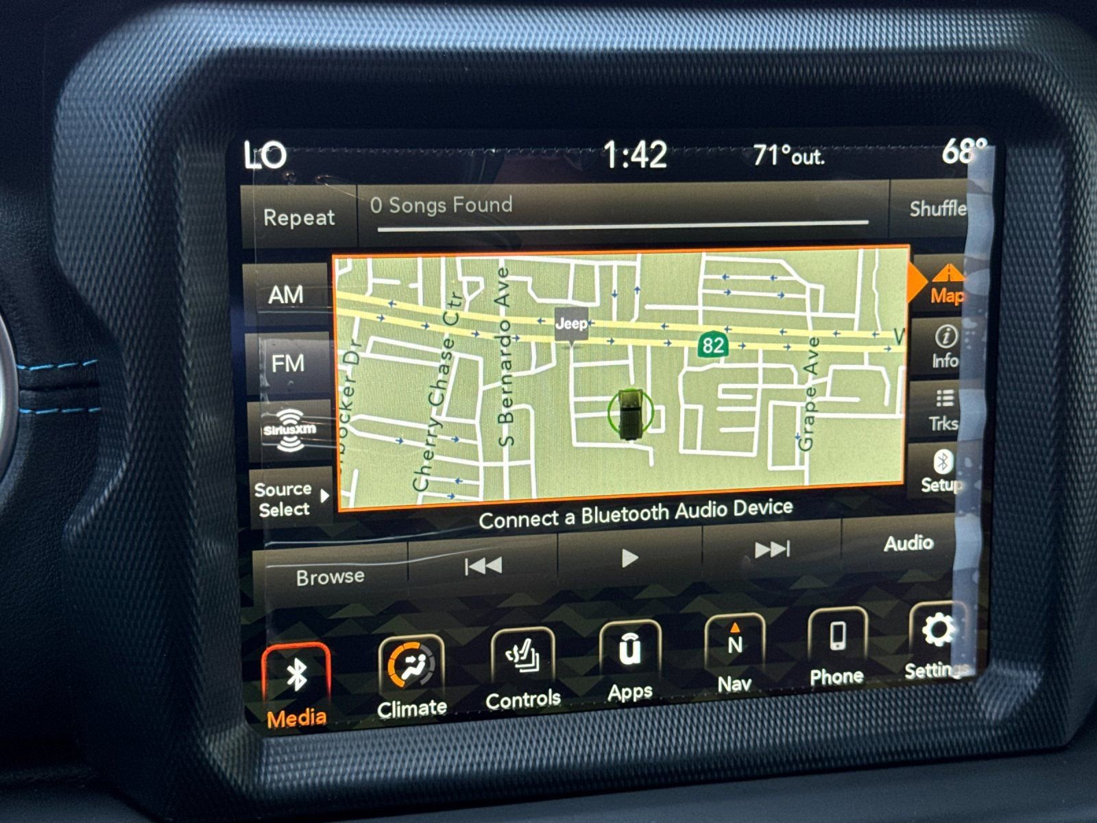 New 2023 Jeep Wrangler Unlimited Rubicon 4xe w/ Cold Weather Group image 19