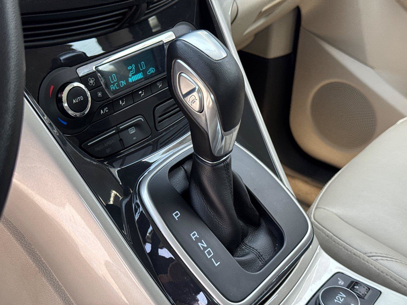 Used 2013 Ford C-MAX SEL FWD image 27