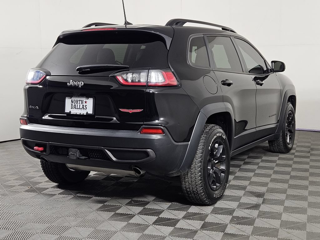 Used 2022 Jeep Cherokee Trailhawk w/ Technology Group B AWD/4WD image 4