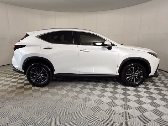 Used 2024 Lexus NX 250 FWD w/ Towing Package (2000 Lbs) image 6