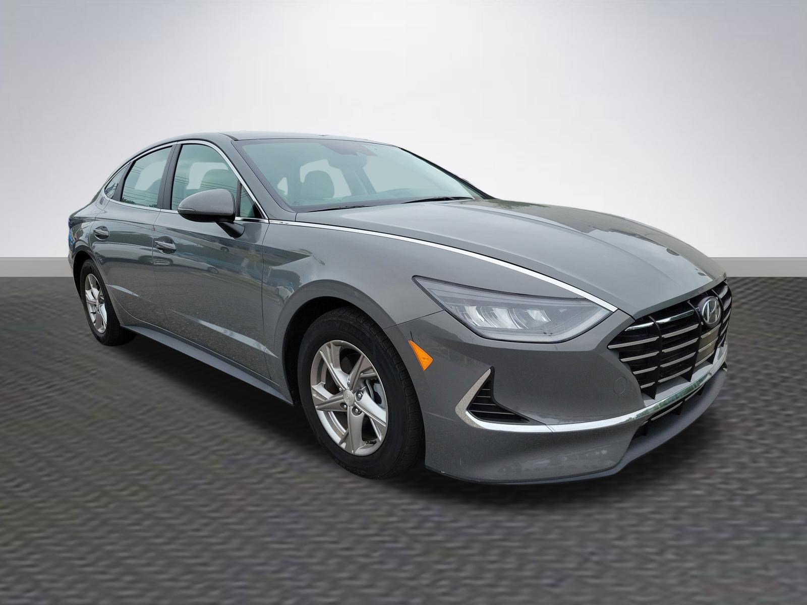 Used 2022 Hyundai Sonata SE FWD image 1