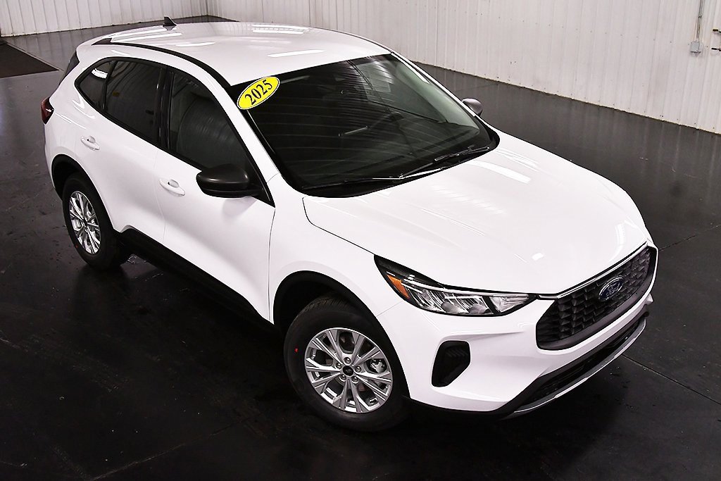 New 2025 Ford Escape Active w/ Cold Weather Package image 13