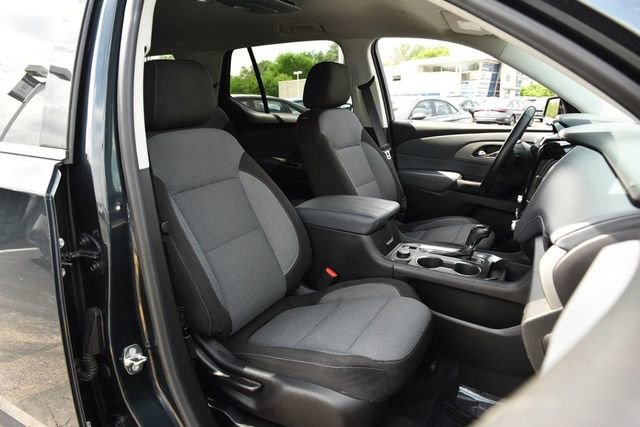 Used 2018 Chevrolet Traverse LT image 21