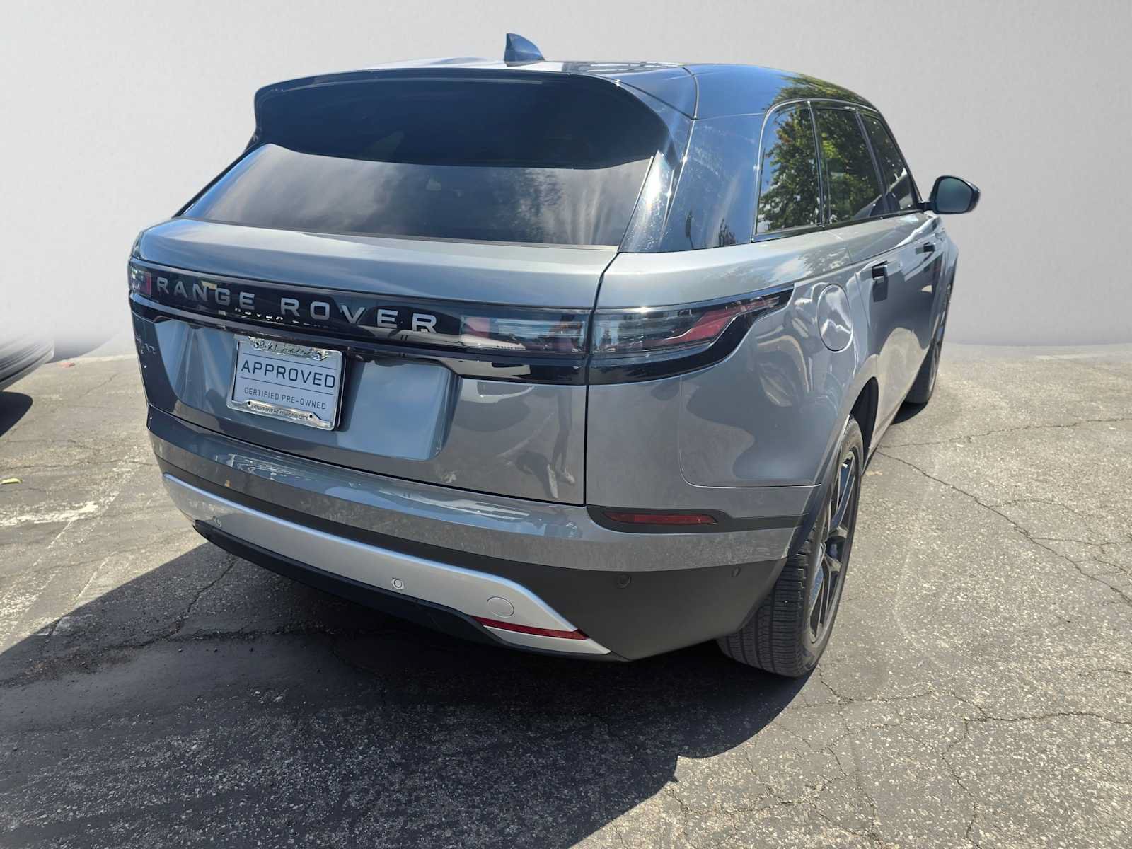Used 2026 Land Rover Range Rover Velar S AWD/4WD image 5