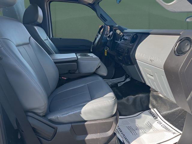 Used 2016 Ford F550 4x4 Regular Cab Super Duty image 12