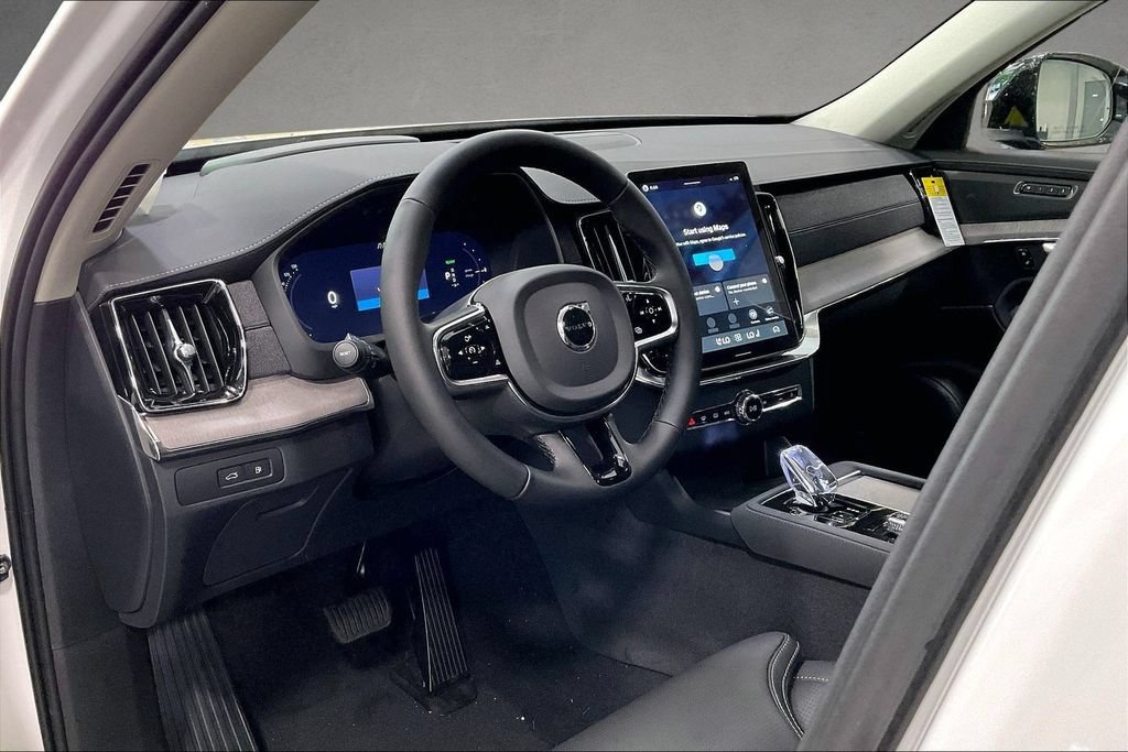 New 2026 Volvo XC90 T8 Ultra w/ Protection Package Premier AWD/4WD image 7