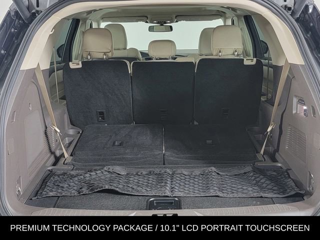 Used 2020 Ford Explorer Platinum w/ Premium Technology Package AWD/4WD image 16