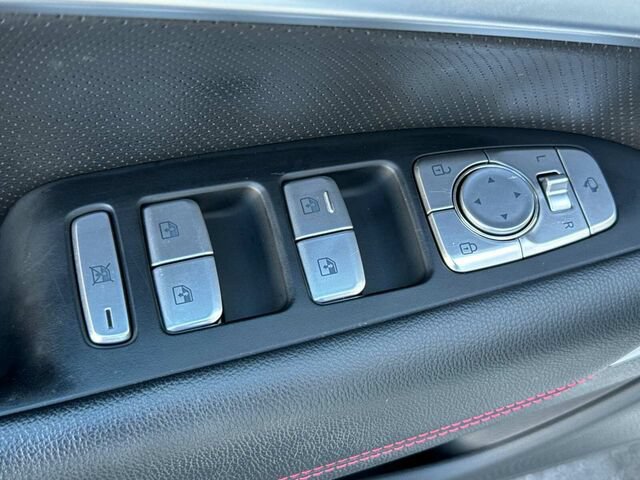 Used 2023 Genesis G70 2.0T w/ Sport Prestige Package RWD image 12