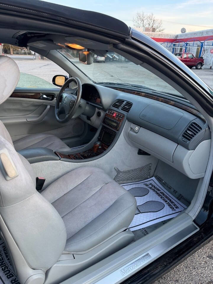 Used 2003 Mercedes-Benz CLK 320 Cabriolet image 7