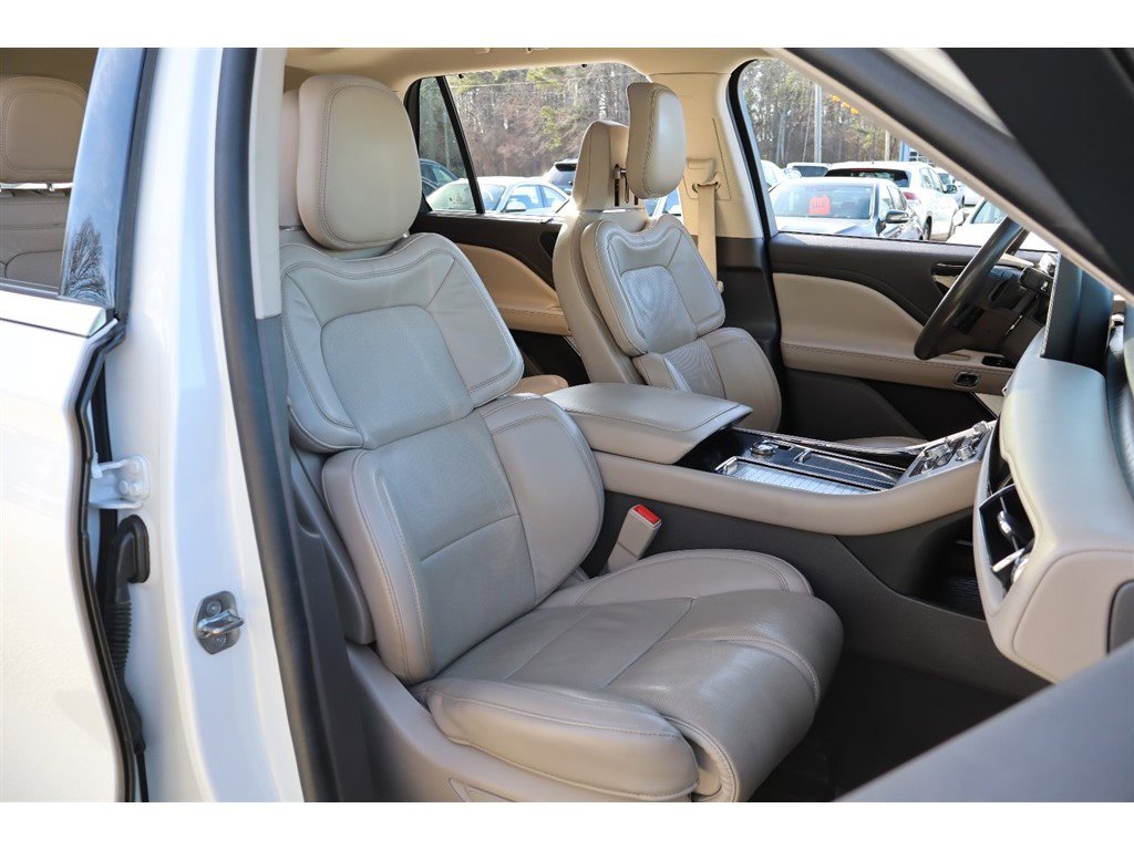 Used 2022 Lincoln Aviator Reserve w/ Equipment Group 201A image 14