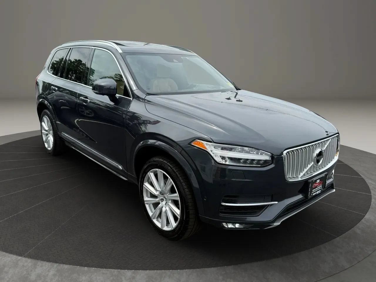Used 2017 Volvo XC90 T6 Inscription w/ Vision Package AWD/4WD image 5