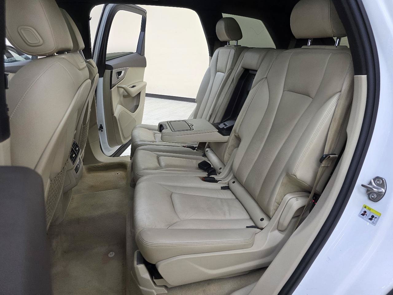 Used 2017 Audi Q7 3.0T Premium AWD/4WD image 25