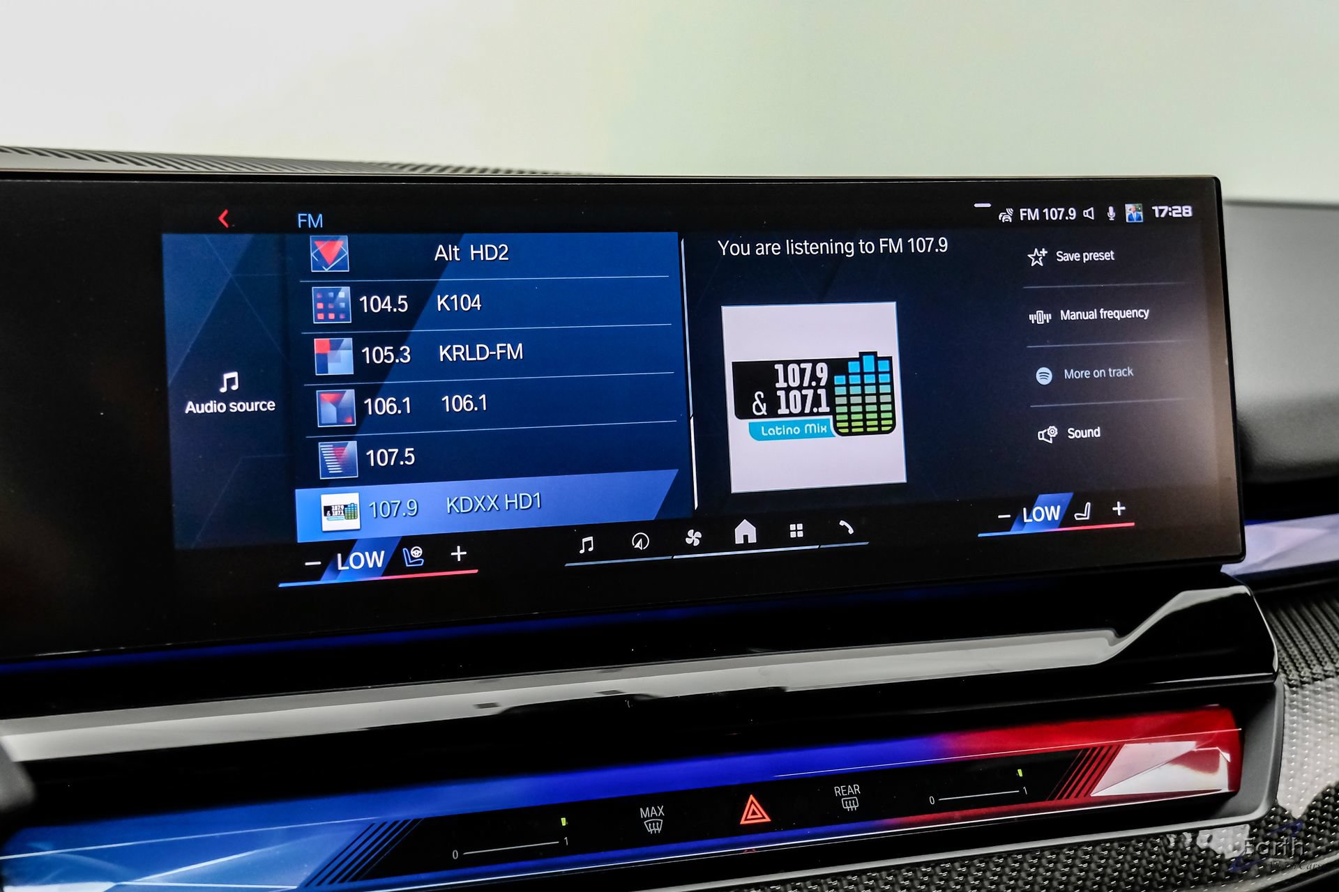 Used 2025 BMW M5 w/ Carbon Package AWD/4WD image 69