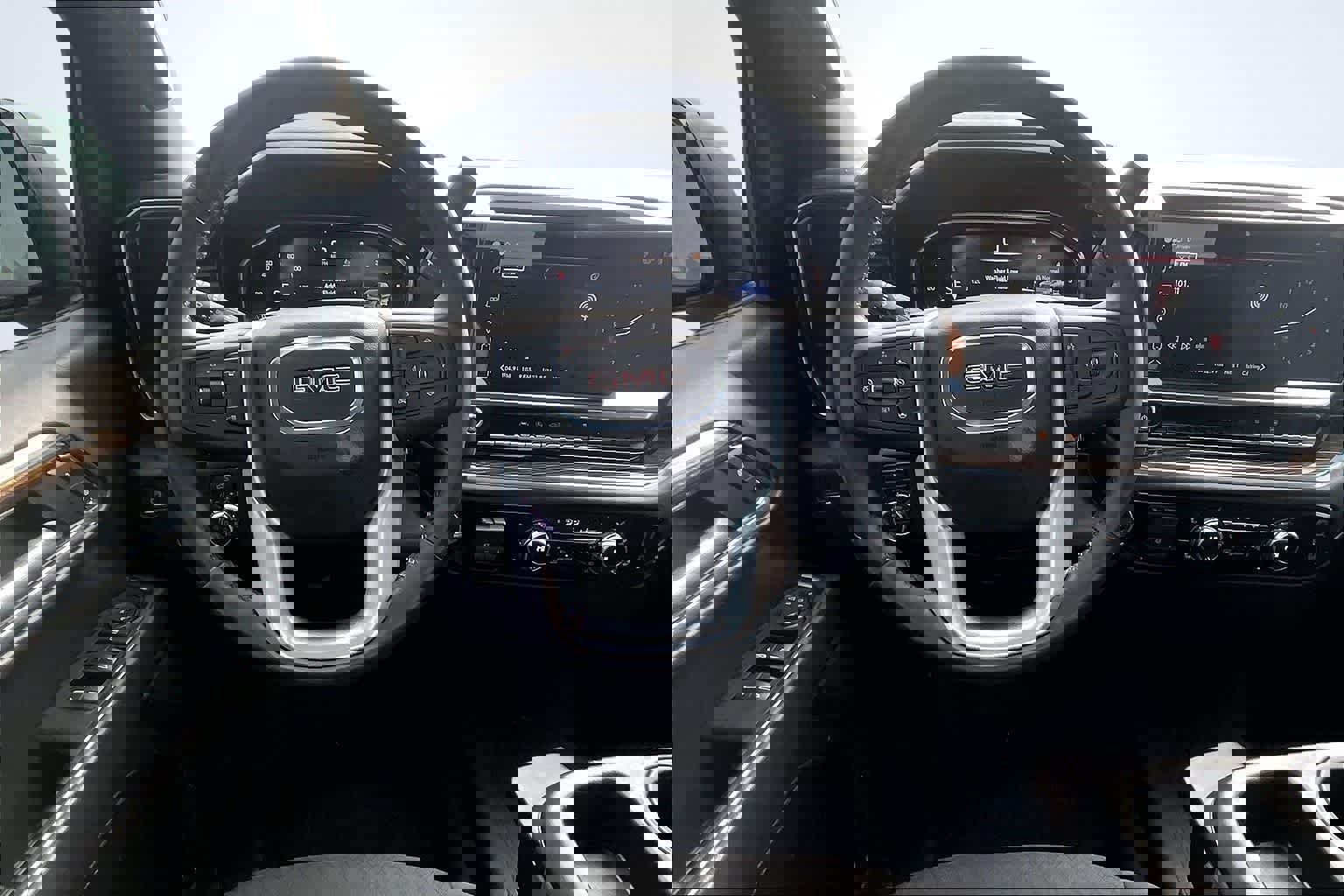 Used 2024 GMC Sierra 1500 Elevation image 15