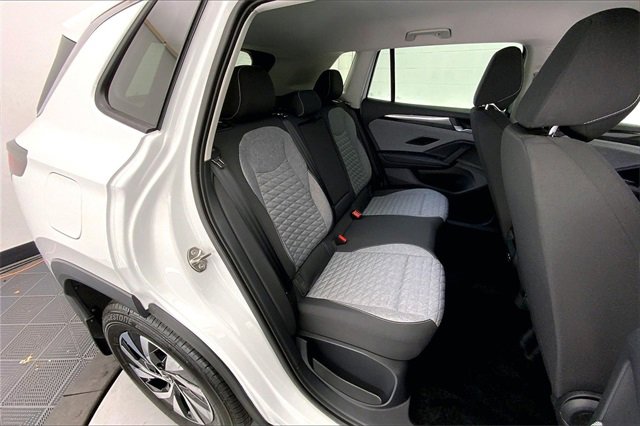 New 2026 Volkswagen Tiguan S image 10