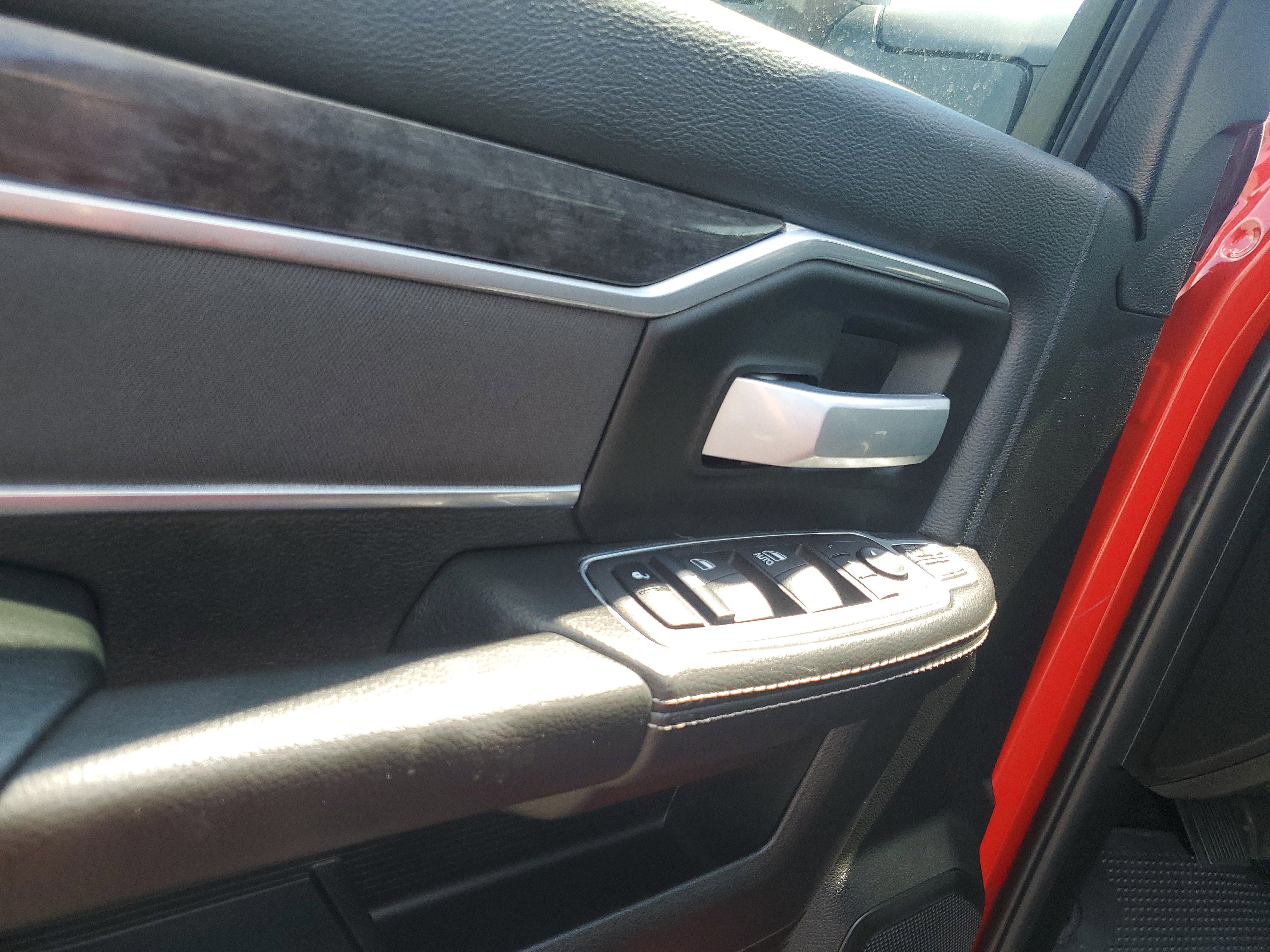 Used 2024 RAM 2500 Big Horn w/ Bed Utility Group image 7