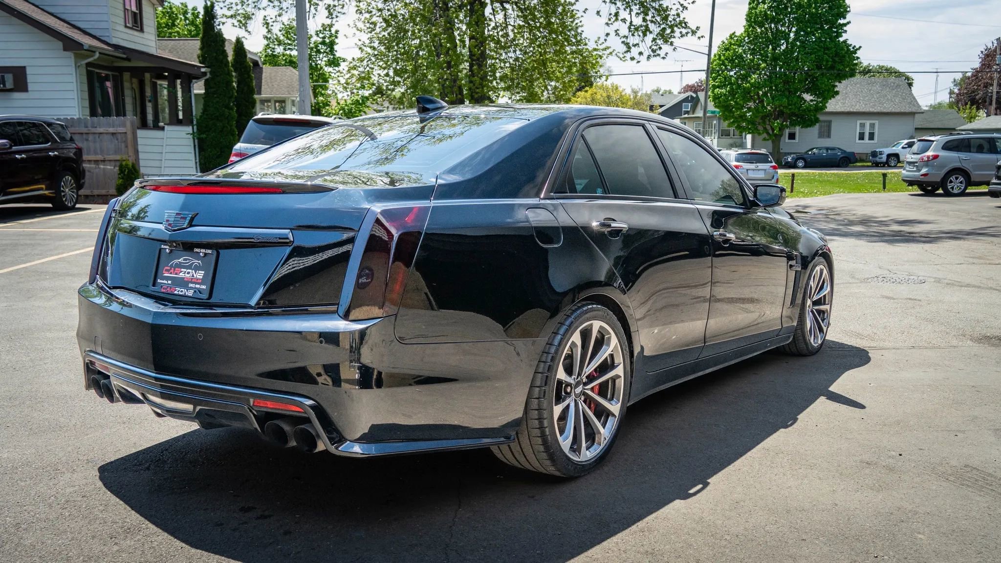 Used 2018 Cadillac CTS V w/ Luxury Package RWD image 6