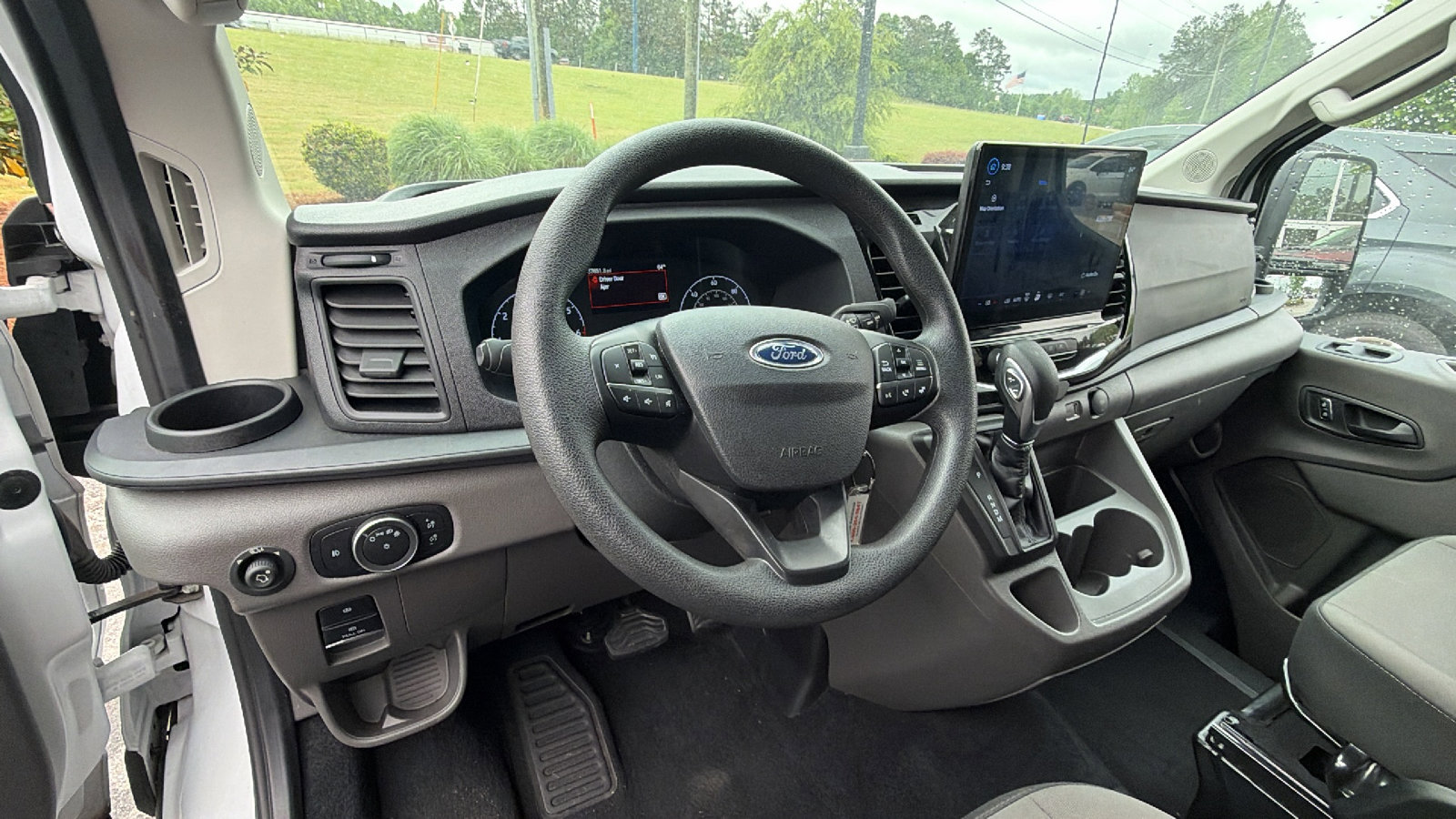 Used 2025 Ford Transit 350 XLT RWD image 21