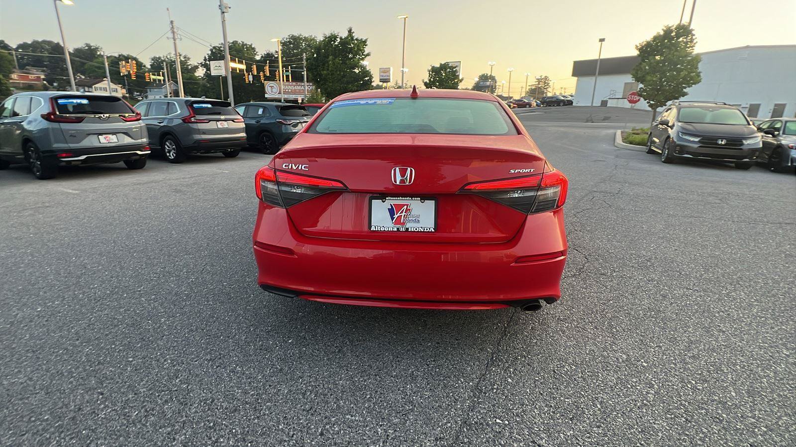 Used 2022 Honda Civic Sport image 5