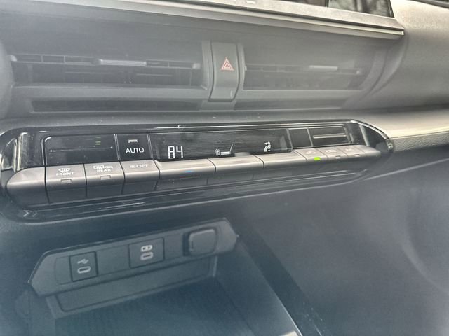 Used 2024 Toyota Prius LE image 27