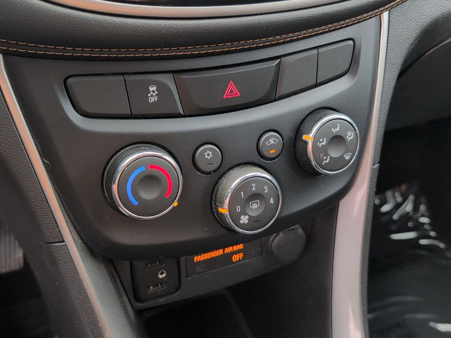 Used 2019 Chevrolet Trax LS w/ Tint and Cruise Package FWD image 29