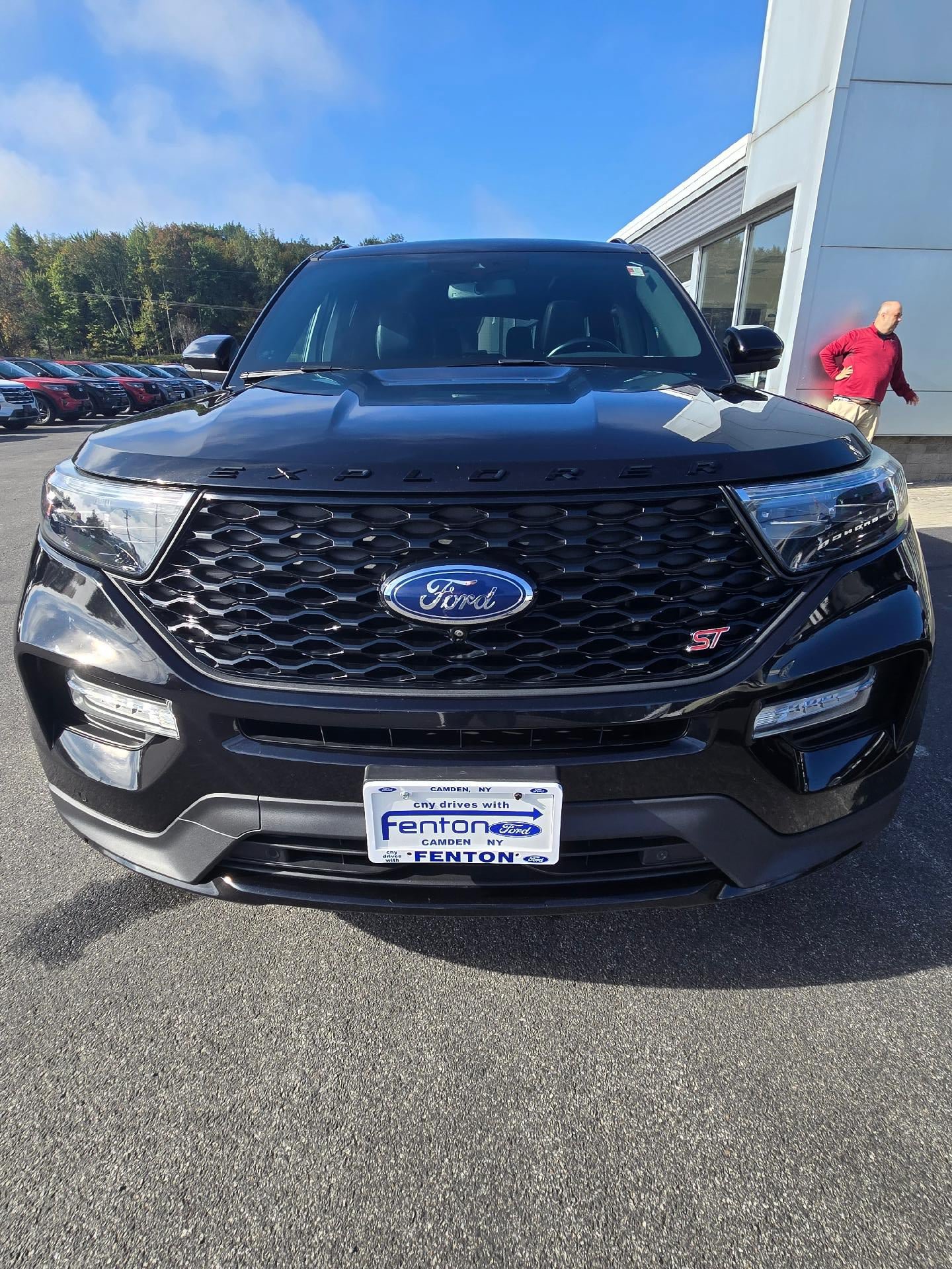 Used 2020 Ford Explorer ST AWD/4WD image 3