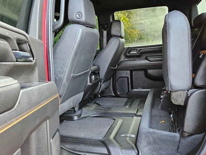 Used 2024 GMC Sierra 2500 AT4 w/ AT4 Premium Plus Package image 15