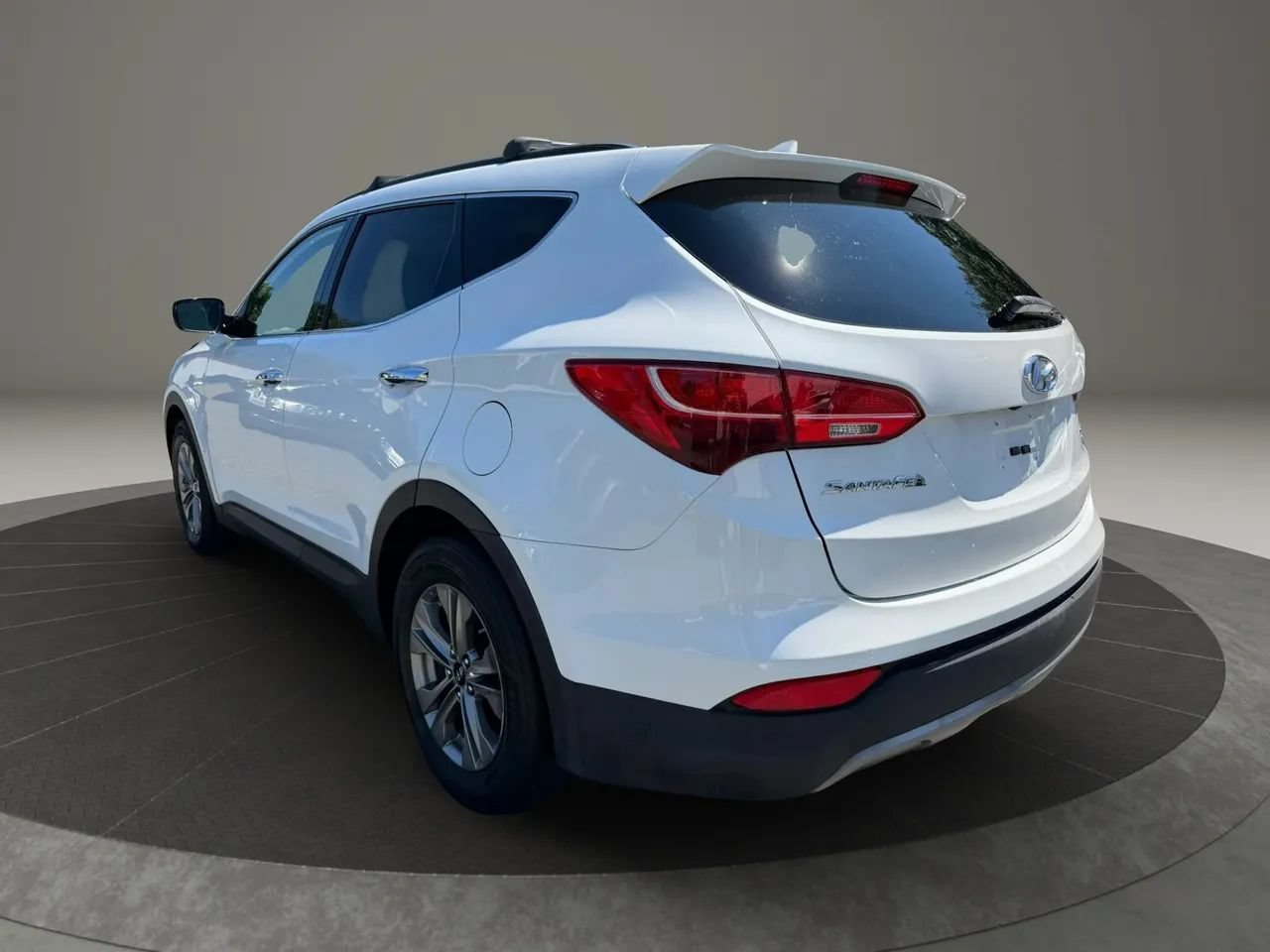 Used 2016 Hyundai Santa Fe Sport w/ Option Group 03 AWD/4WD image 7